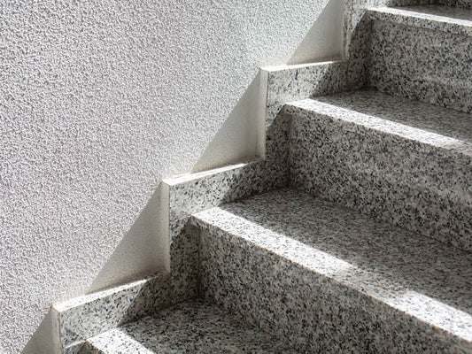 Granit Treppenstufen außen rutschfest machen